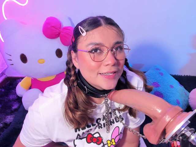 Belacurvyx's BongaCams show and profile