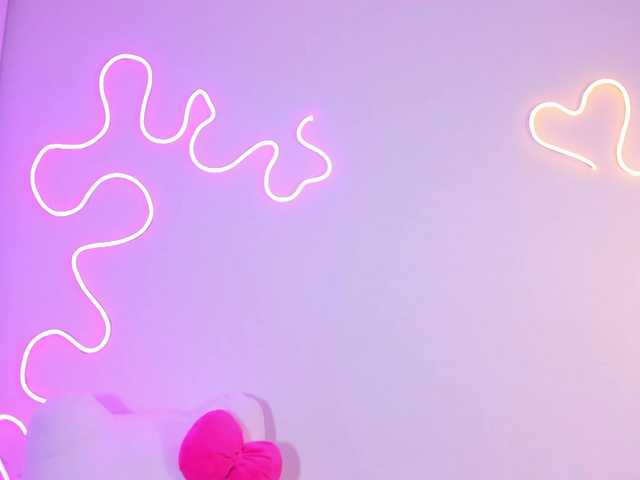 Belacurvyx's BongaCams show and profile