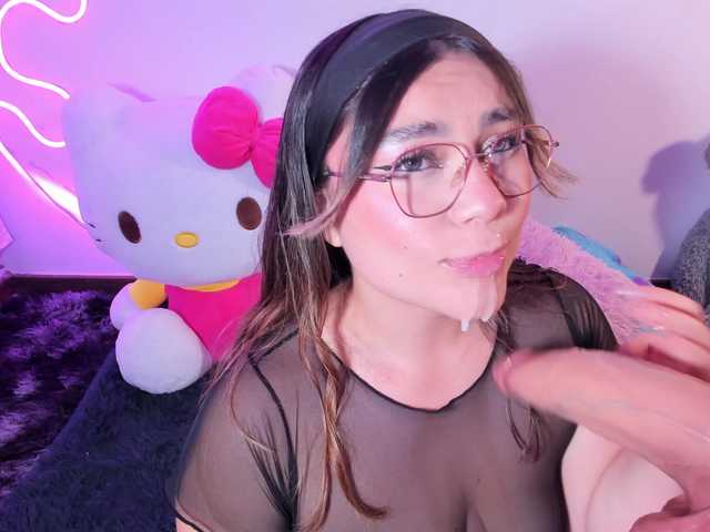 Belacurvyx's BongaCams show and profile