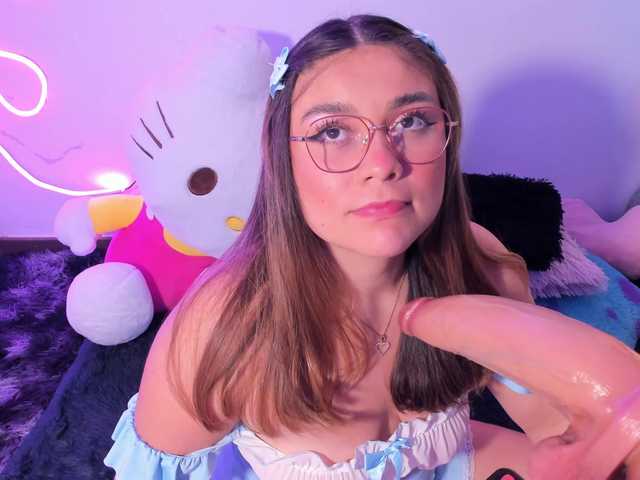 Belacurvyx's BongaCams show and profile