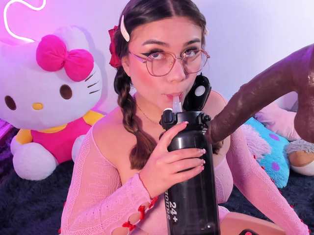 Belacurvyx's BongaCams show and profile