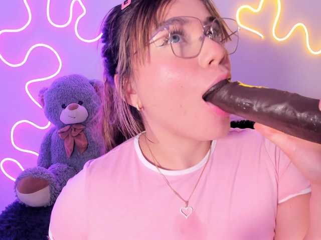 Belacurvyx from BongaCams is Freechat