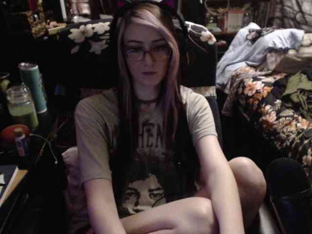 pussyxpaladin webcam