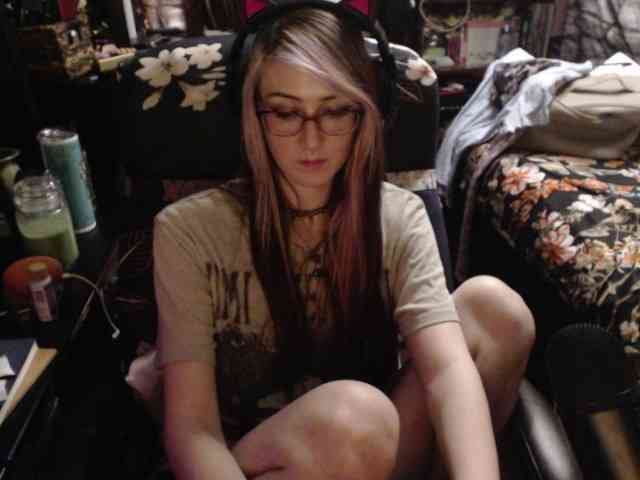 pussyxpaladin webcam