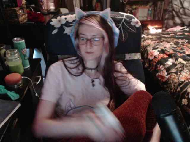 pussyxpaladin webcam