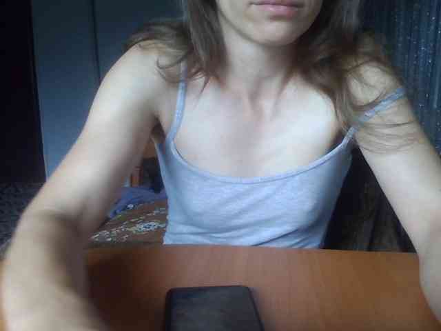 BabyLove4432 webcam