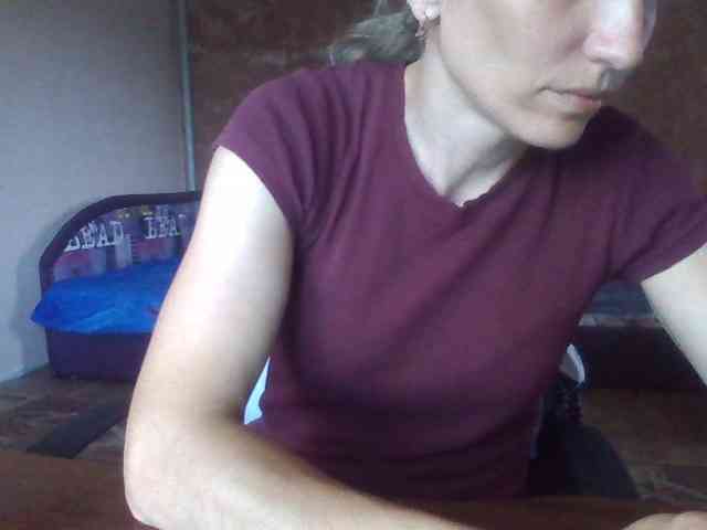 BabyLove4432 webcam