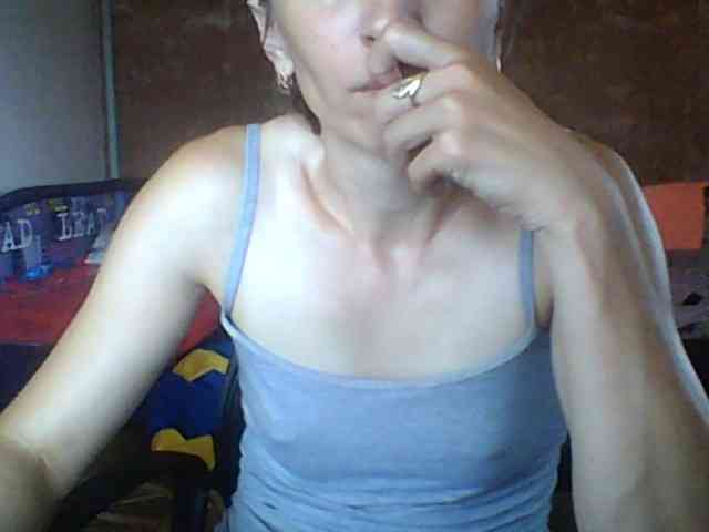 BabyLove4432 webcam