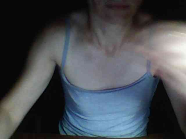 BabyLove4432 webcam
