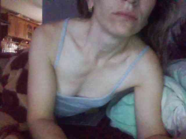BabyLove4432 webcam