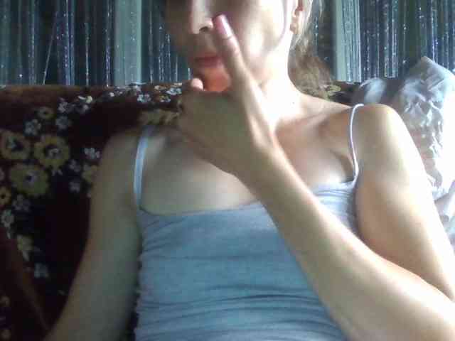 BabyLove4432 webcam