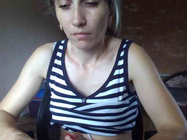 BabyLove4432 webcam