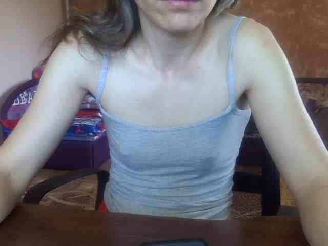 BabyLove4432 webcam