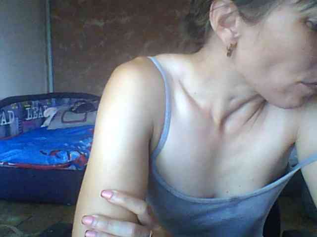 BabyLove4432 webcam