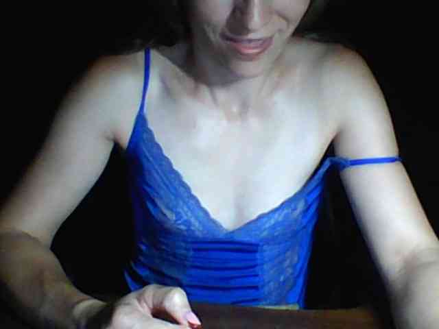 BabyLove4432 webcam