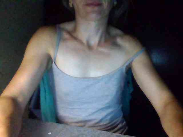 BabyLove4432 webcam
