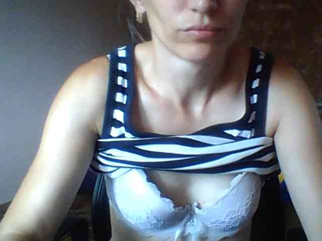 BabyLove4432 webcam