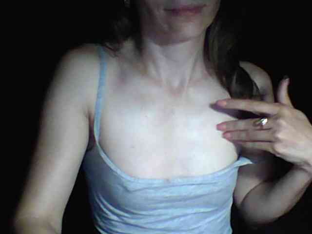 BabyLove4432 webcam