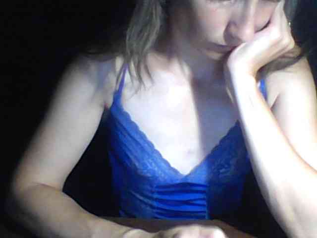 BabyLove4432 webcam