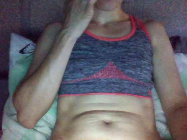 BabyLove4432 webcam
