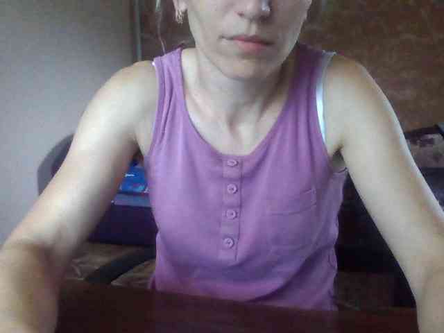 BabyLove4432 webcam