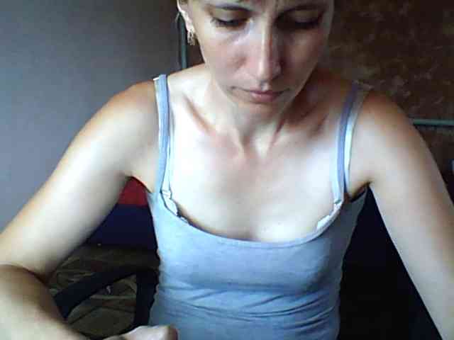 BabyLove4432 webcam