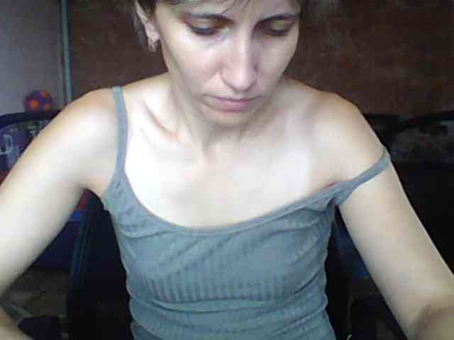 BabyLove4432 webcam