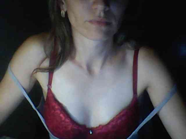 BabyLove4432 webcam
