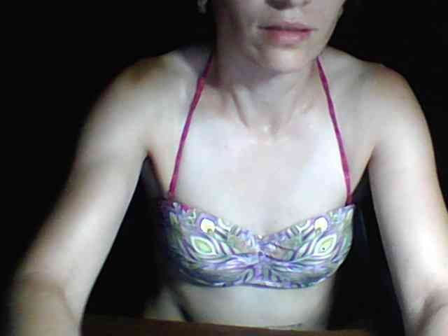 BabyLove4432 webcam