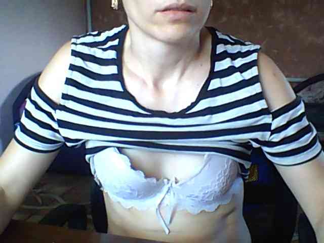 BabyLove4432 webcam