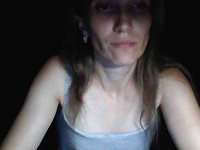 BabyLove4432 webcam
