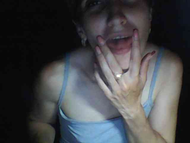 BabyLove4432 webcam