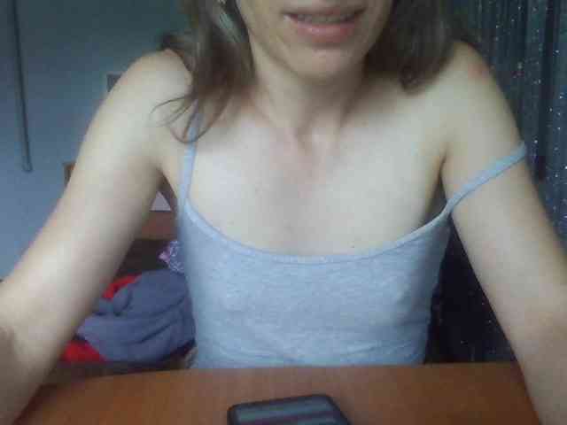 BabyLove4432 webcam