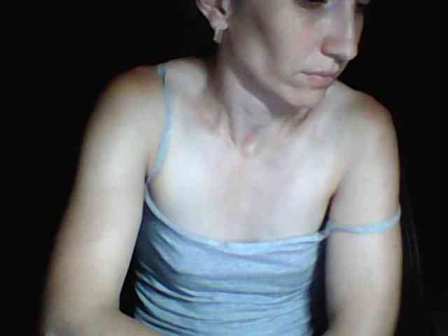 BabyLove4432 webcam