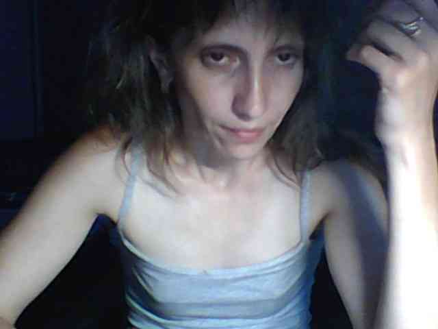 BabyLove4432 webcam