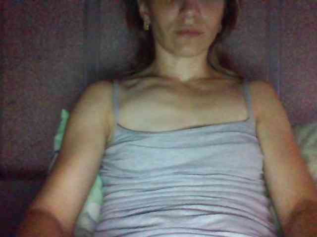 BabyLove4432 webcam