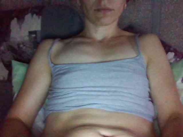 BabyLove4432 webcam