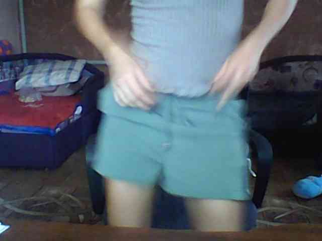 BabyLove4432 webcam