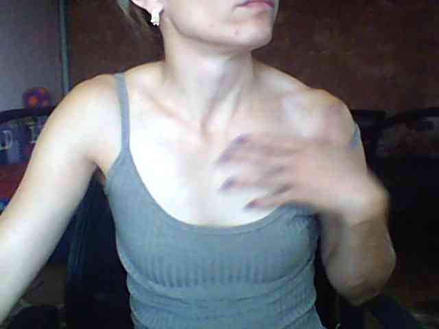 BabyLove4432 webcam