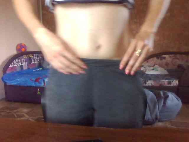 BabyLove4432 webcam