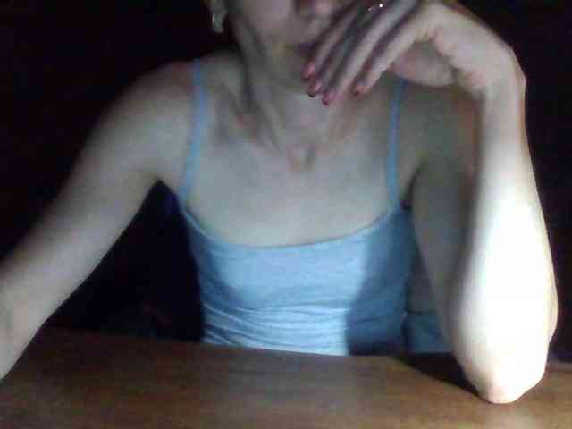 BabyLove4432 webcam