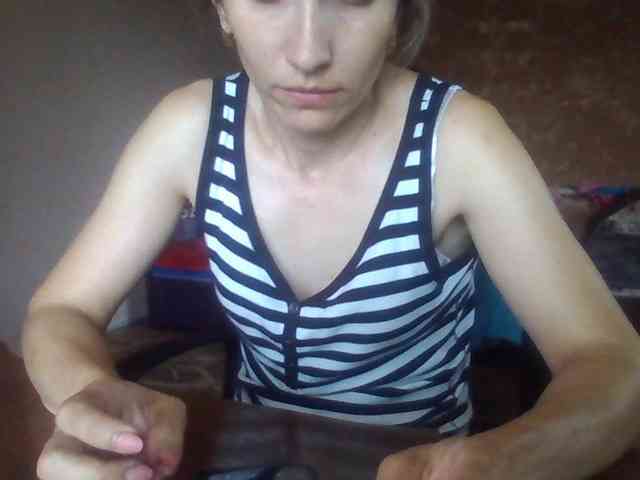 BabyLove4432 webcam
