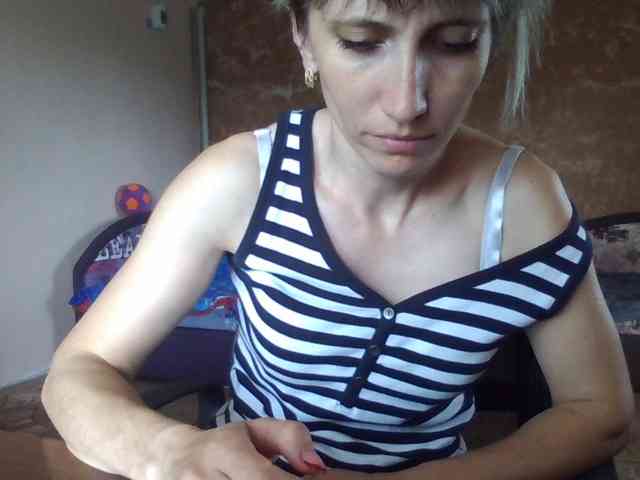 BabyLove4432 webcam