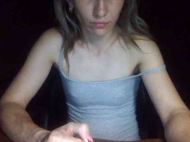 BabyLove4432 webcam