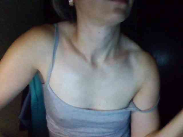 BabyLove4432 webcam