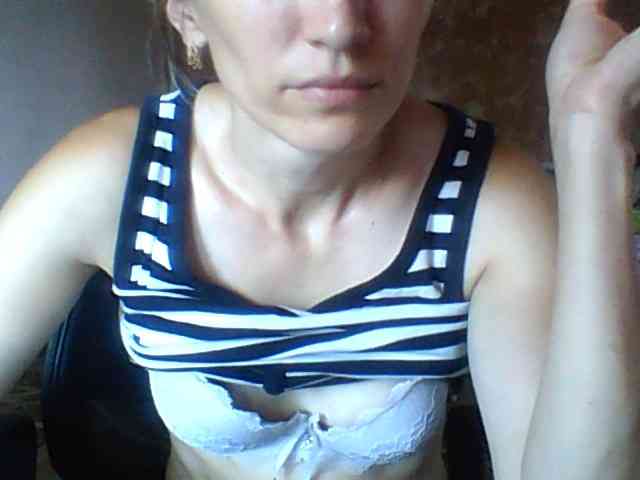 BabyLove4432 webcam