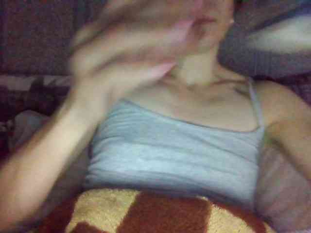 BabyLove4432 webcam