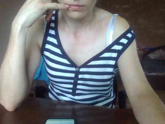 BabyLove4432 webcam