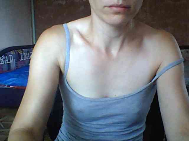 BabyLove4432 webcam