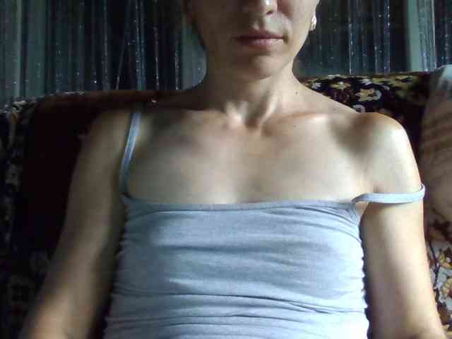 BabyLove4432 webcam